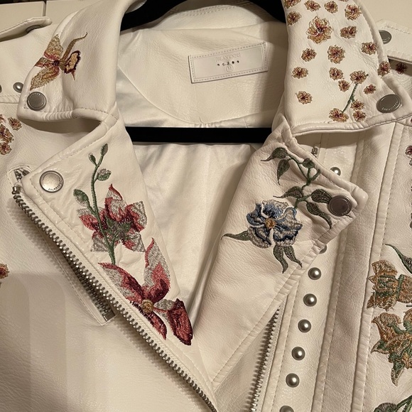 Jacket - Picture 2 of 12